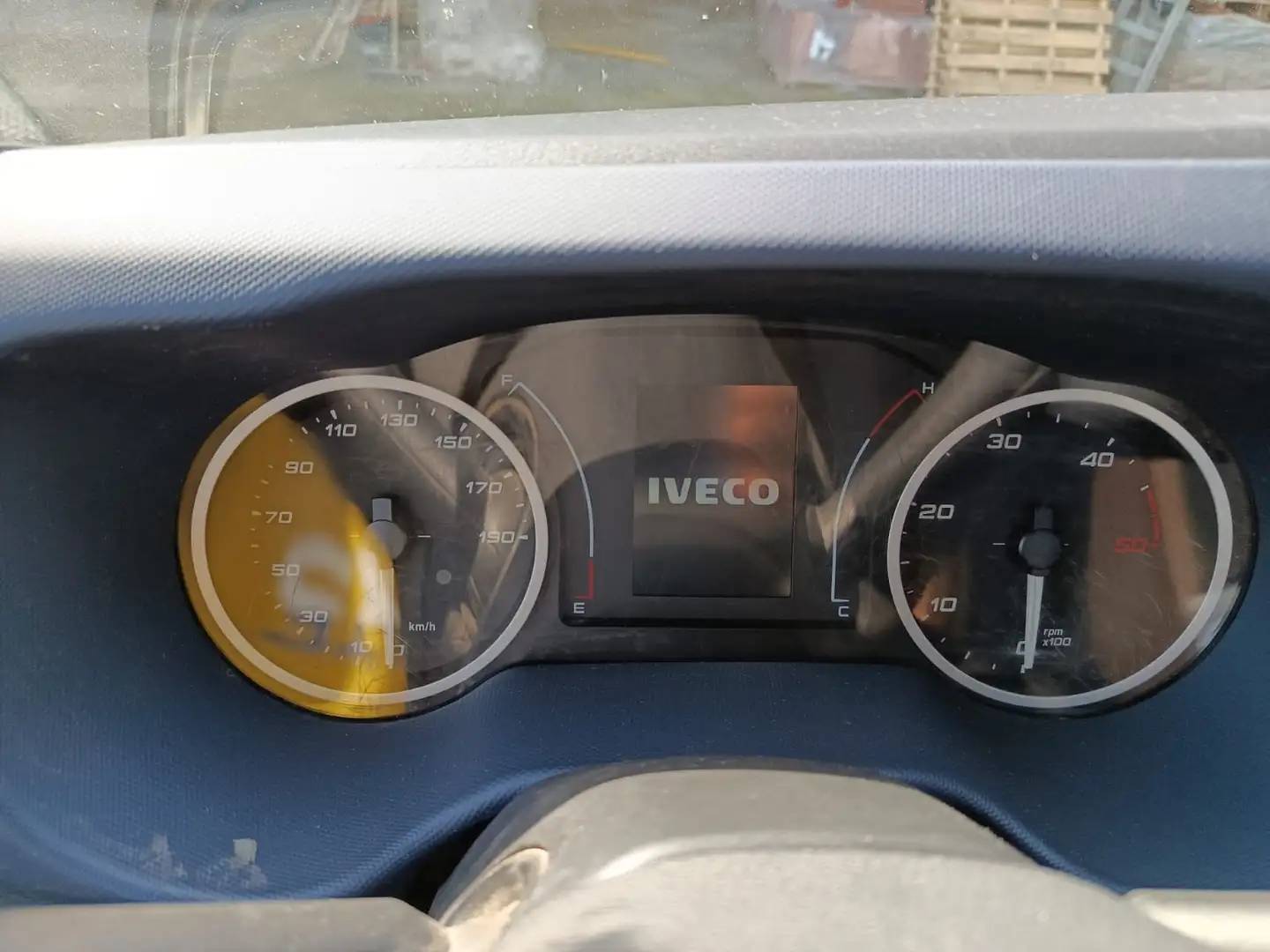 Iveco Daily 35C16 Blanco - 2