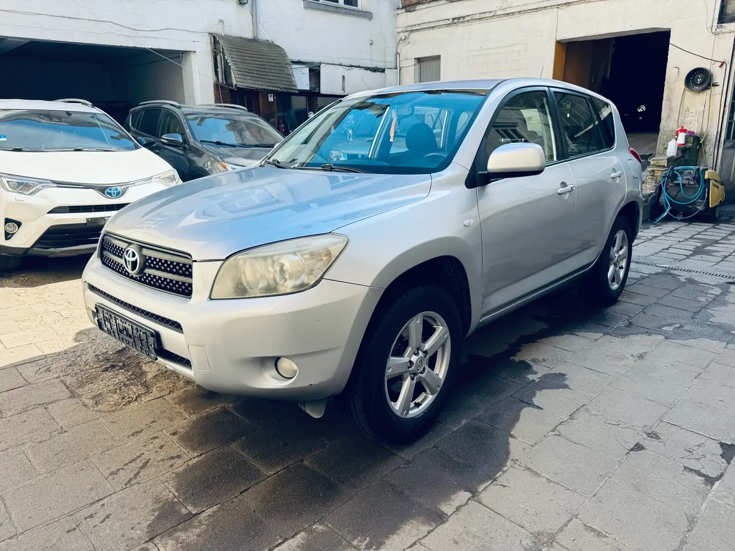 Toyota RAV 4 2.0 4x4 Automatik Sol - 1