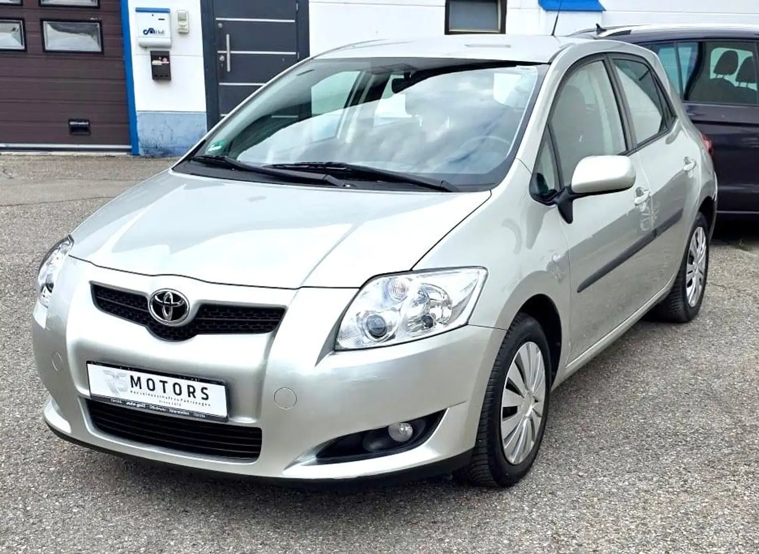 Toyota Auris 1.6l Tüv NEU+Automatik+Orig. KM+1.HAND Zilver - 1