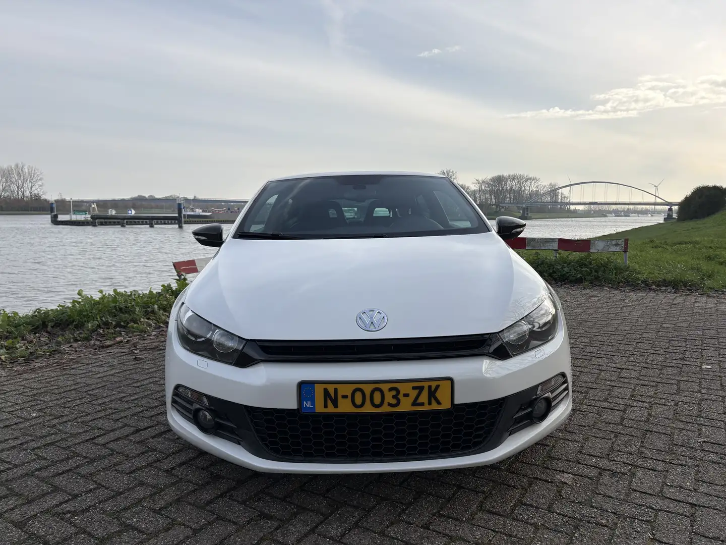 Volkswagen Scirocco 1.4 TSI Highl. Plus Wit - 2