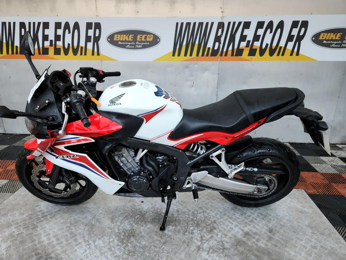 Honda CBR 650 Rouge - 2