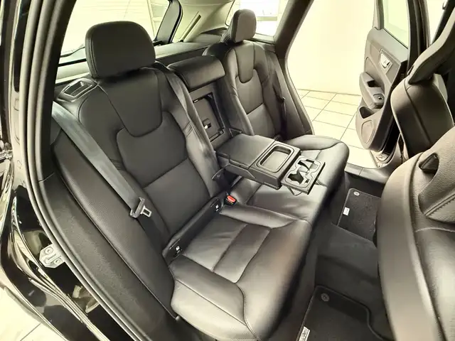 Volvo XC60 view 14
