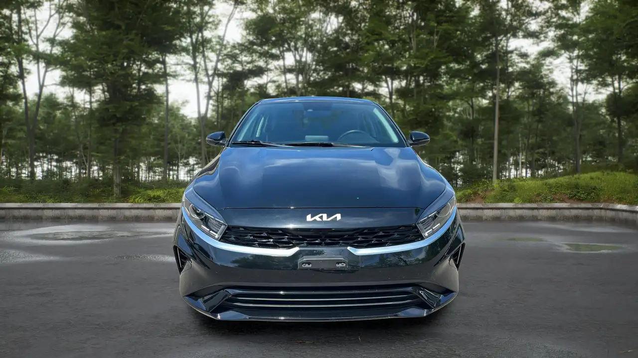 Kia Forte снимка Kia Forte