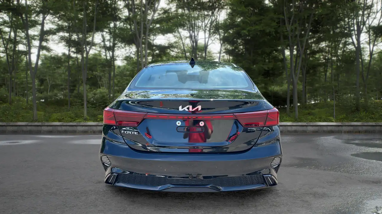 Kia Forte снимка Kia Forte