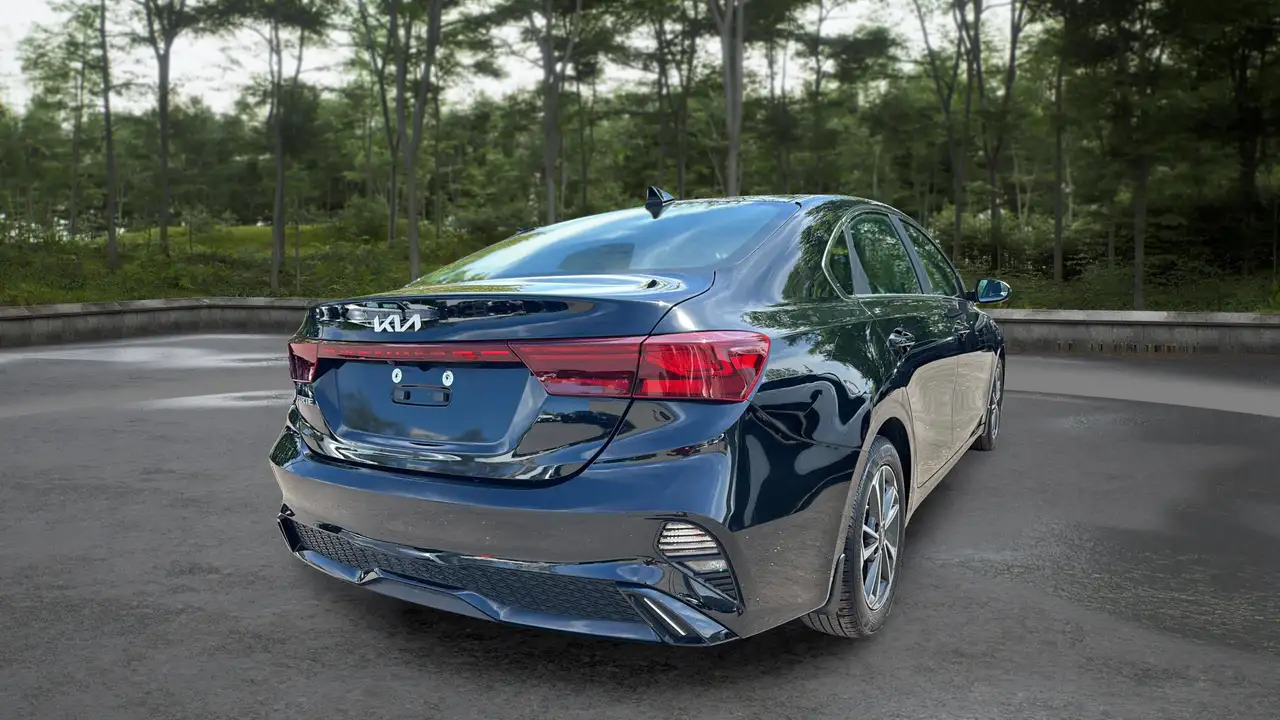 Kia Forte снимка Kia Forte