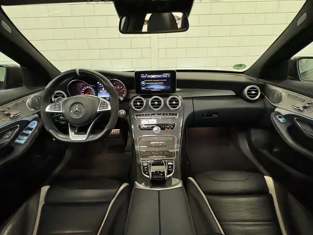 Mercedes-Benz C-Class view 5