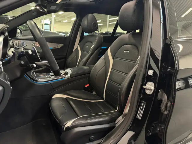 Mercedes-Benz C-Class view 6
