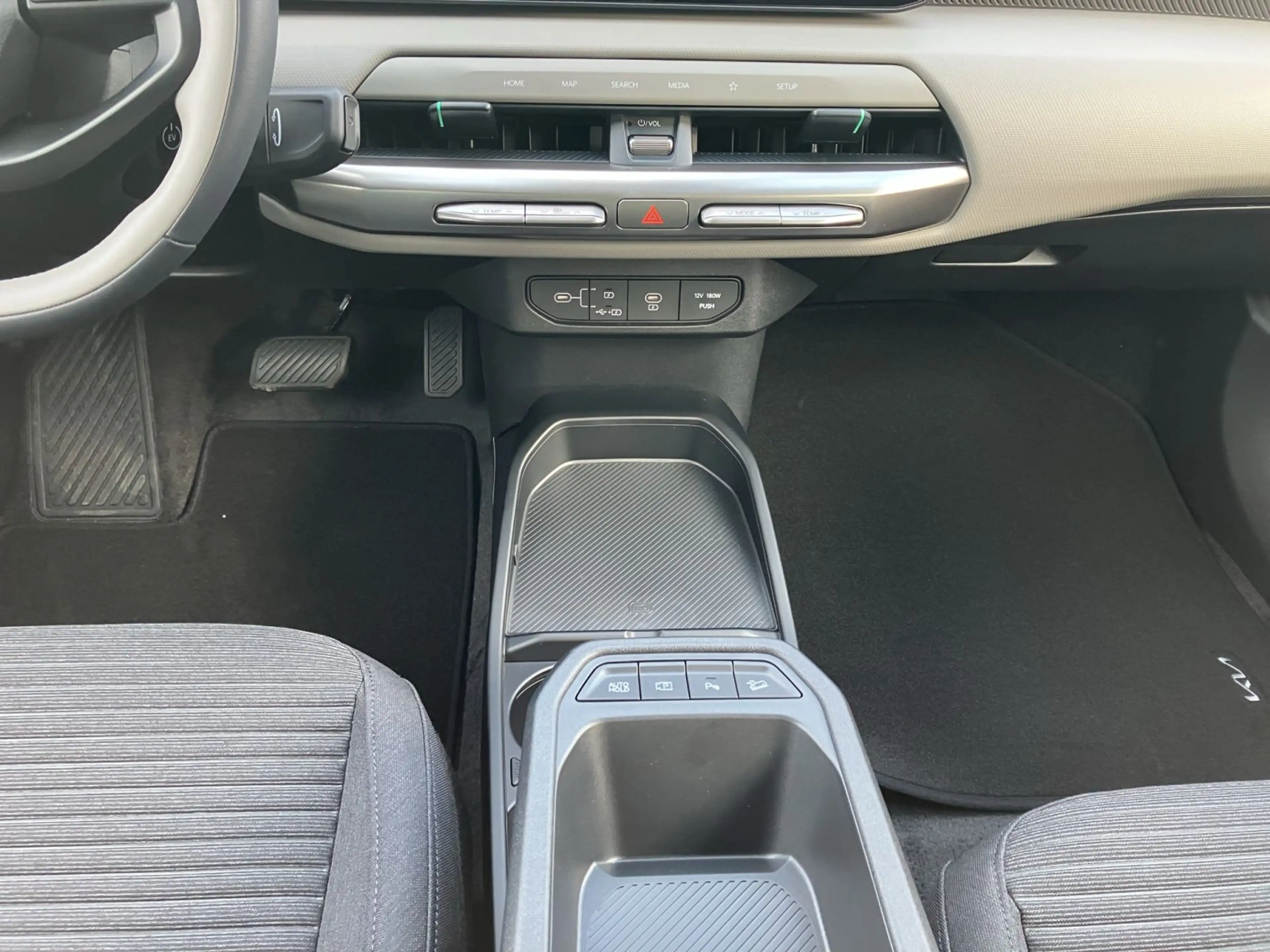 Kia EV4 58 AIR P1 Winterpaket — photo 14