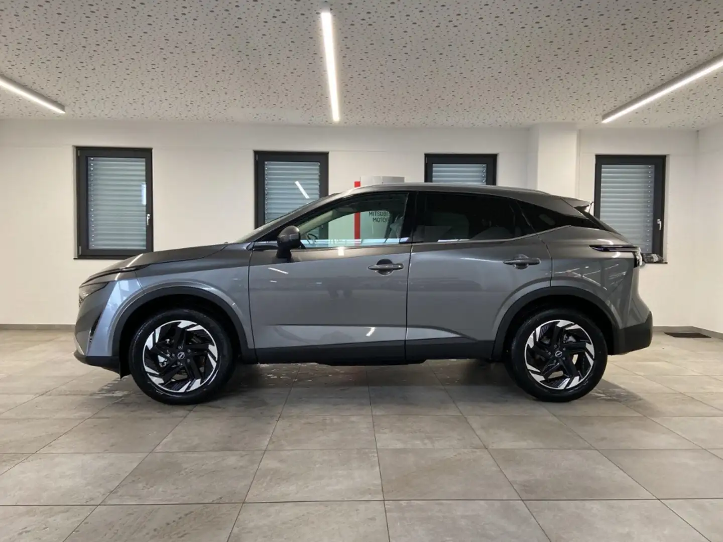 Nissan Qashqai 1.3 DIG-T MHEV N-Connecta 4WD Facelift Gris - 2