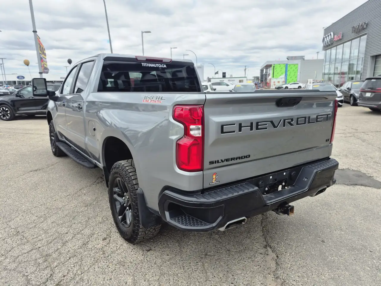 Chevrolet Silverado 1500 снимка Chevrolet Silverado 1500