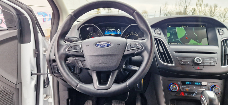 Ford Focus Business/Zahnriemen Neu/Automatik/Navi/PDC/Euro6/Finanzierung ab 6,99%/ — photo 15