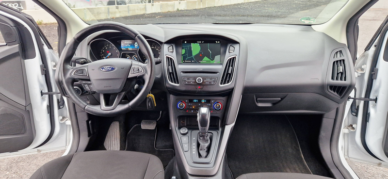 Ford Focus Business/Zahnriemen Neu/Automatik/Navi/PDC/Euro6/Finanzierung ab 6,99%/ — photo 12