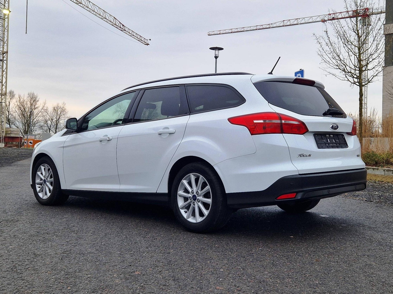 Ford Focus Business/Zahnriemen Neu/Automatik/Navi/PDC/Euro6/Finanzierung ab 6,99%/ — photo 7