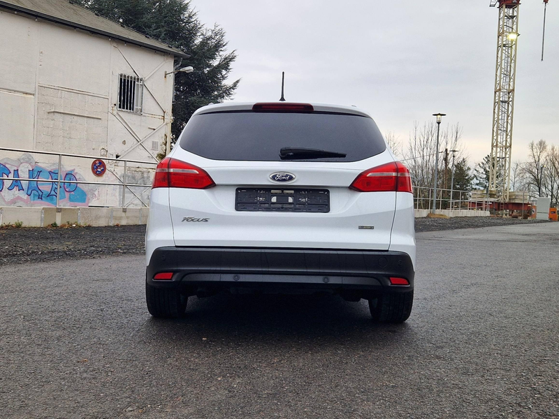 Ford Focus Business/Zahnriemen Neu/Automatik/Navi/PDC/Euro6/Finanzierung ab 6,99%/ — photo 6