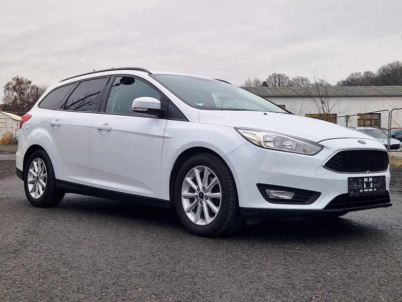 Ford Focus Business/Zahnriemen Neu/Automatik/Navi/PDC/Euro6/Finanzierung ab 6,99%/ — photo 3
