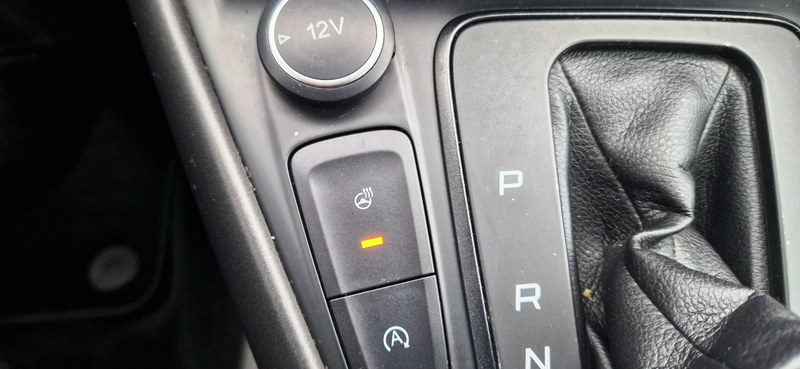 Ford Focus Business/Zahnriemen Neu/Automatik/Navi/PDC/Euro6/Finanzierung ab 6,99%/ — photo 24