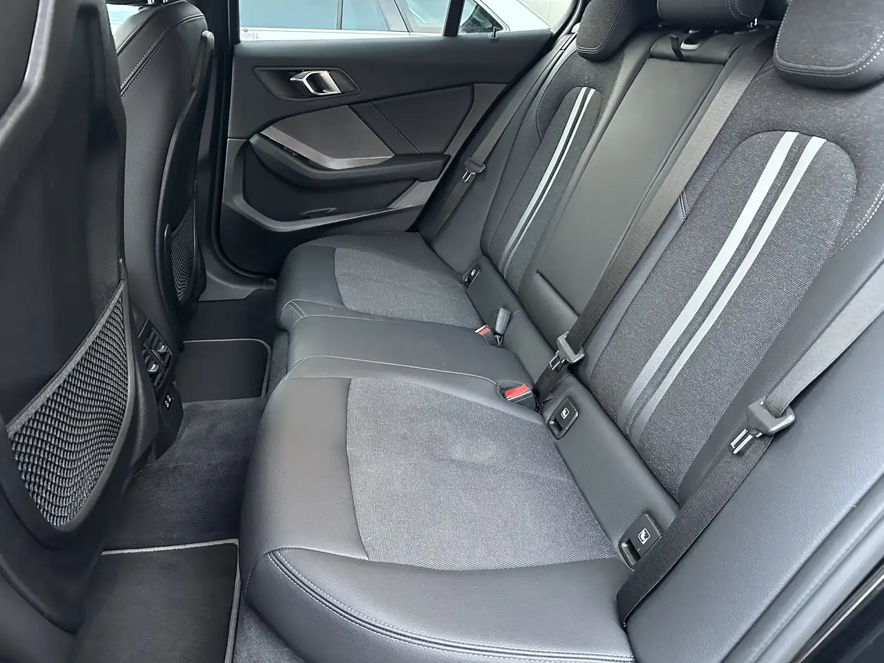 BMW 120 Sport-Line NAV+LED+H&K+PARKASSIST+KAM+17ZO 9