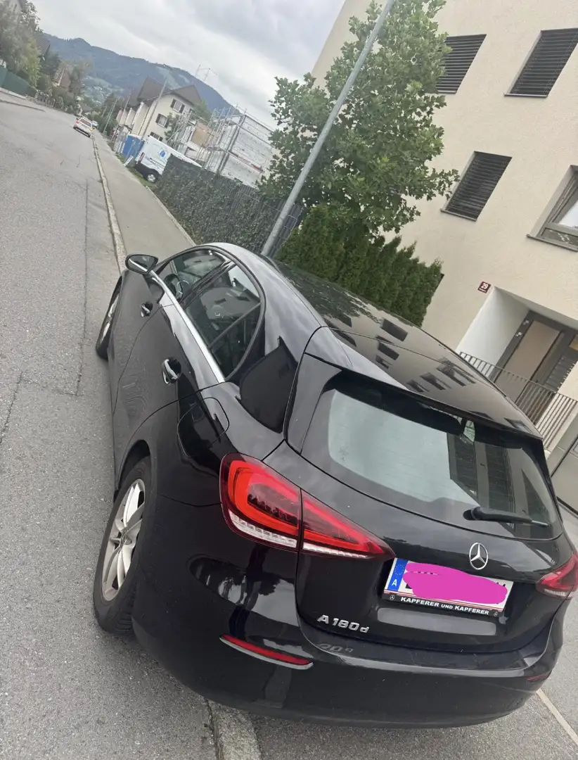 Mercedes-Benz A 180 d Aut. - 2