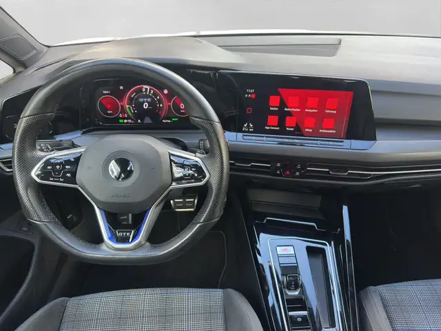 Volkswagen Golf view 5