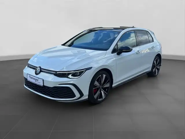 Volkswagen Golf view 2