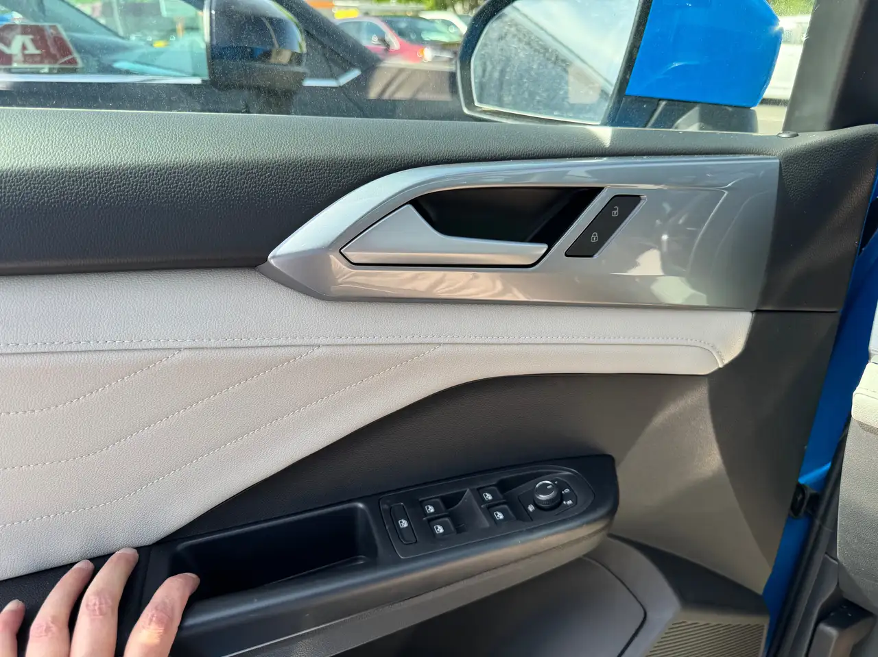 Volkswagen Taos снимка Volkswagen Taos