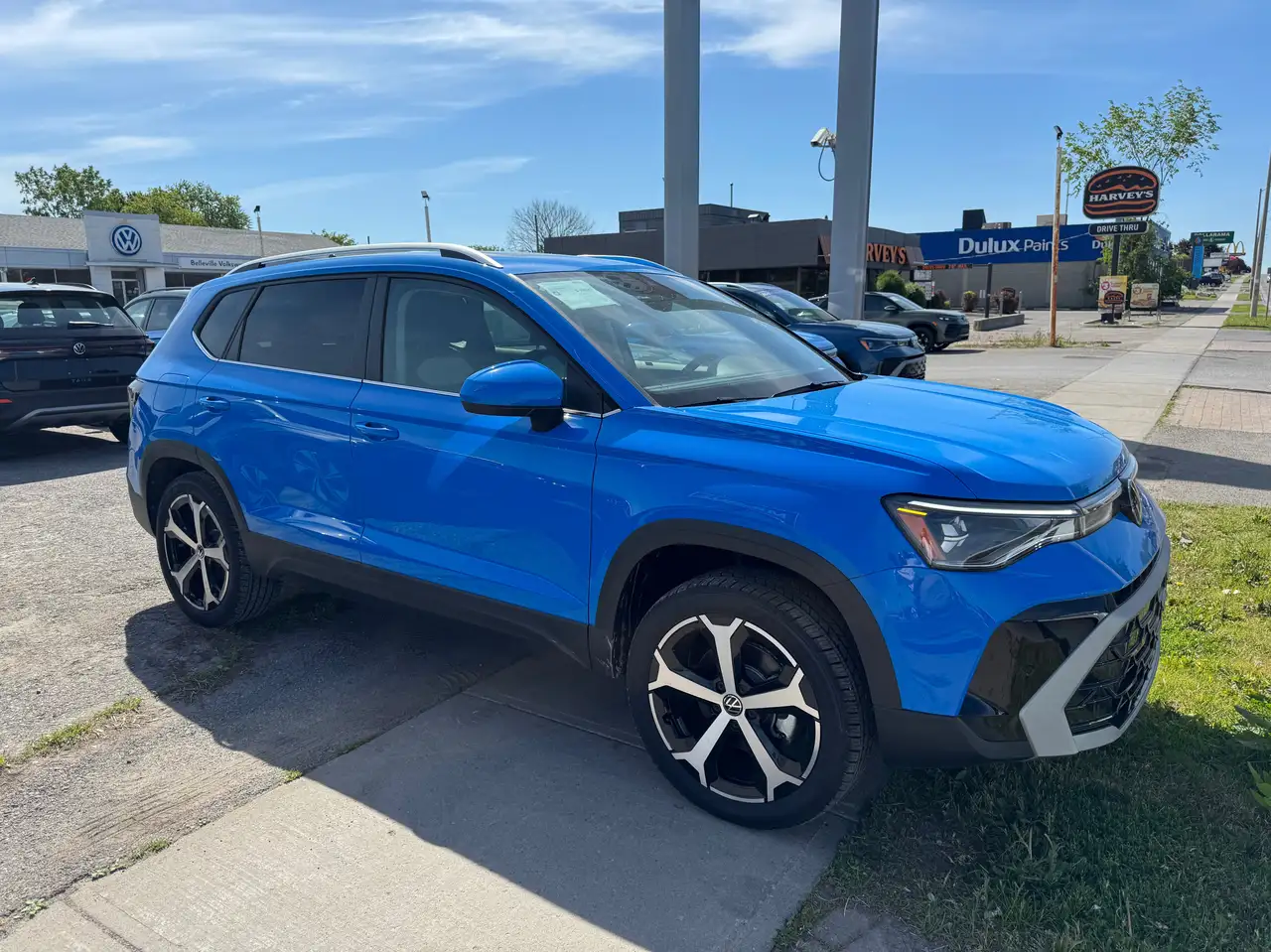 Volkswagen Taos снимка Volkswagen Taos