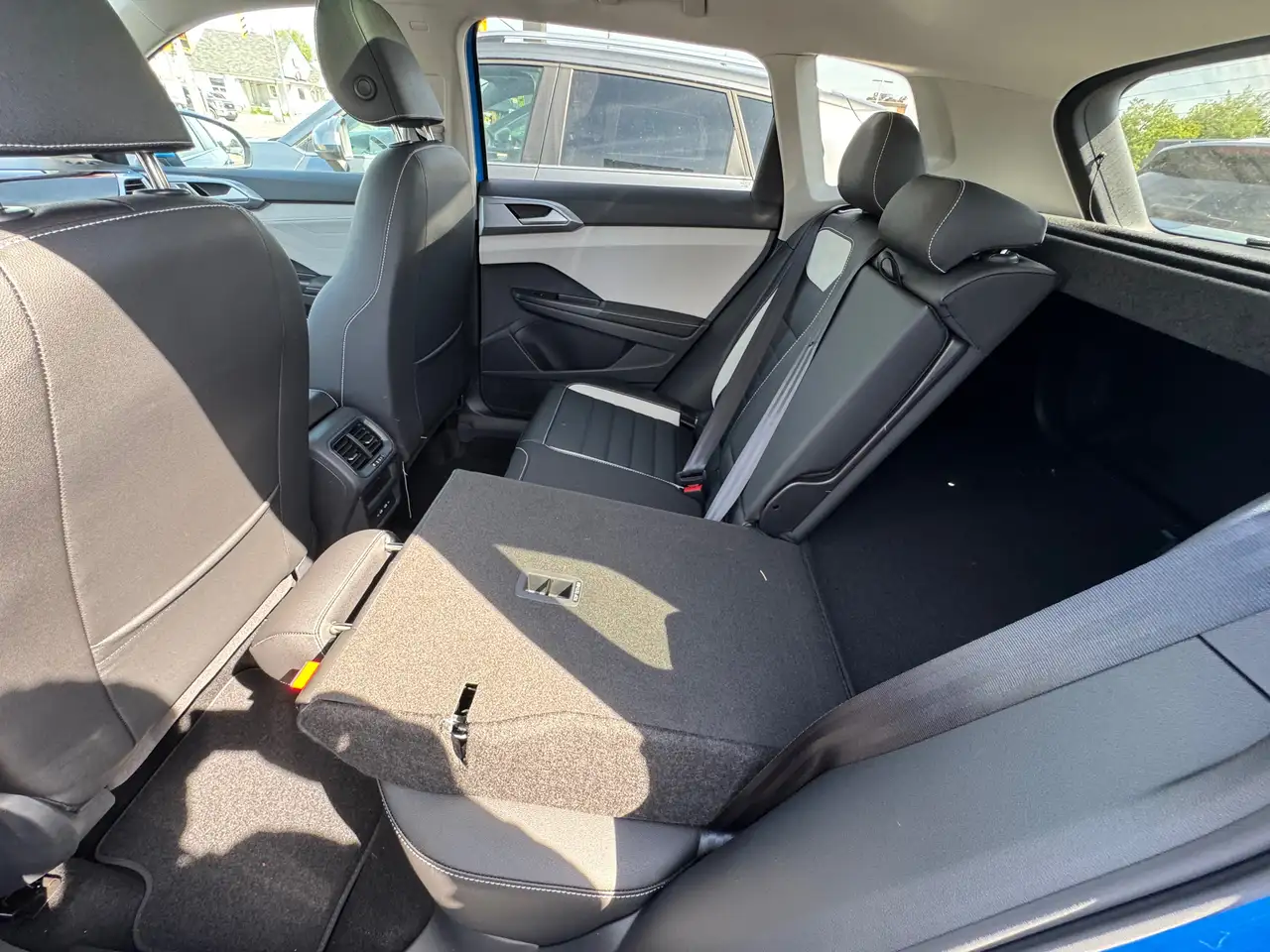 Volkswagen Taos снимка Volkswagen Taos