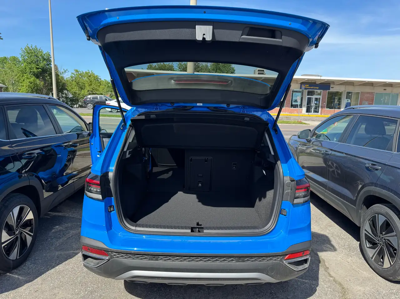 Volkswagen Taos снимка Volkswagen Taos