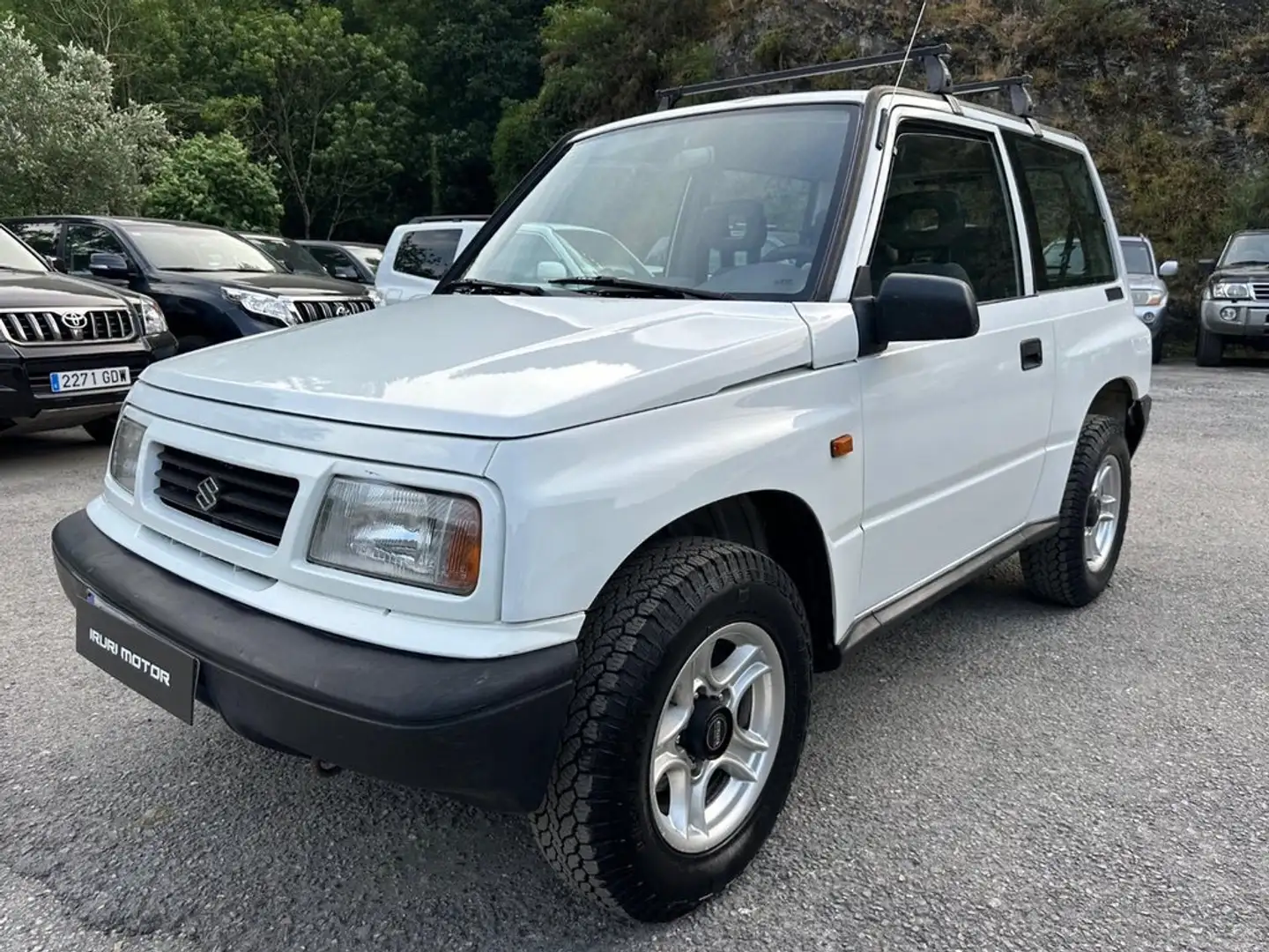 Suzuki Vitara 2.0HDI MTOP LUJO AA Blanco - 2