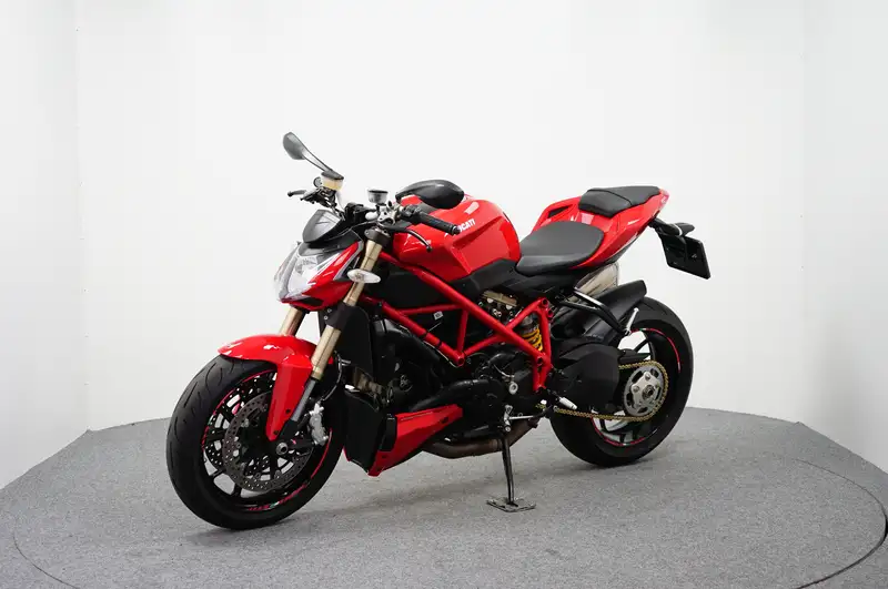 Ducati Streetfighter - foto 4