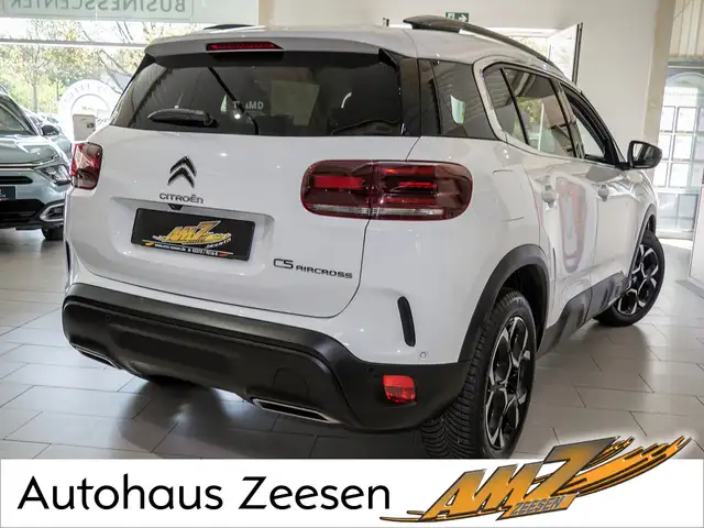 Citroen C5 Aircross view 3