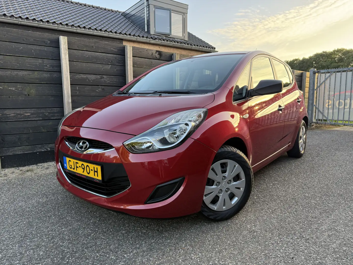 Hyundai iX20 1.4i i-Drive Roşu - 1