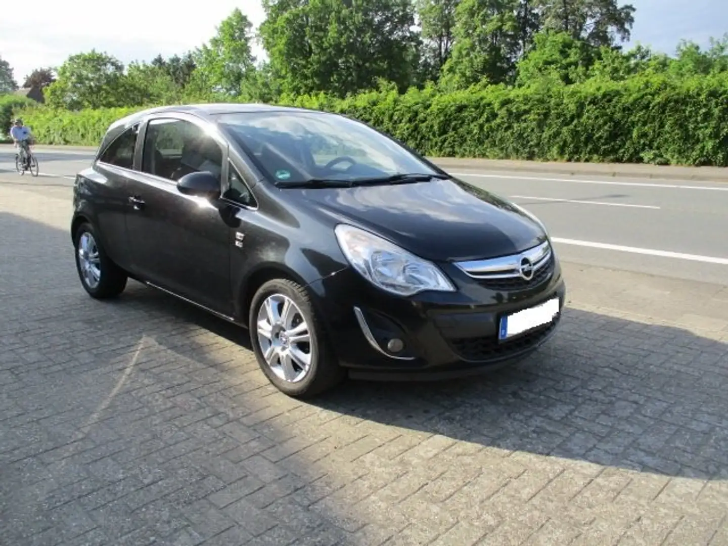 Opel Corsa 1.2 16V (ecoFLEX) Color Edition Noir - 1