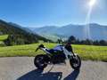 Suzuki GSX 750 Weiß - thumbnail 2