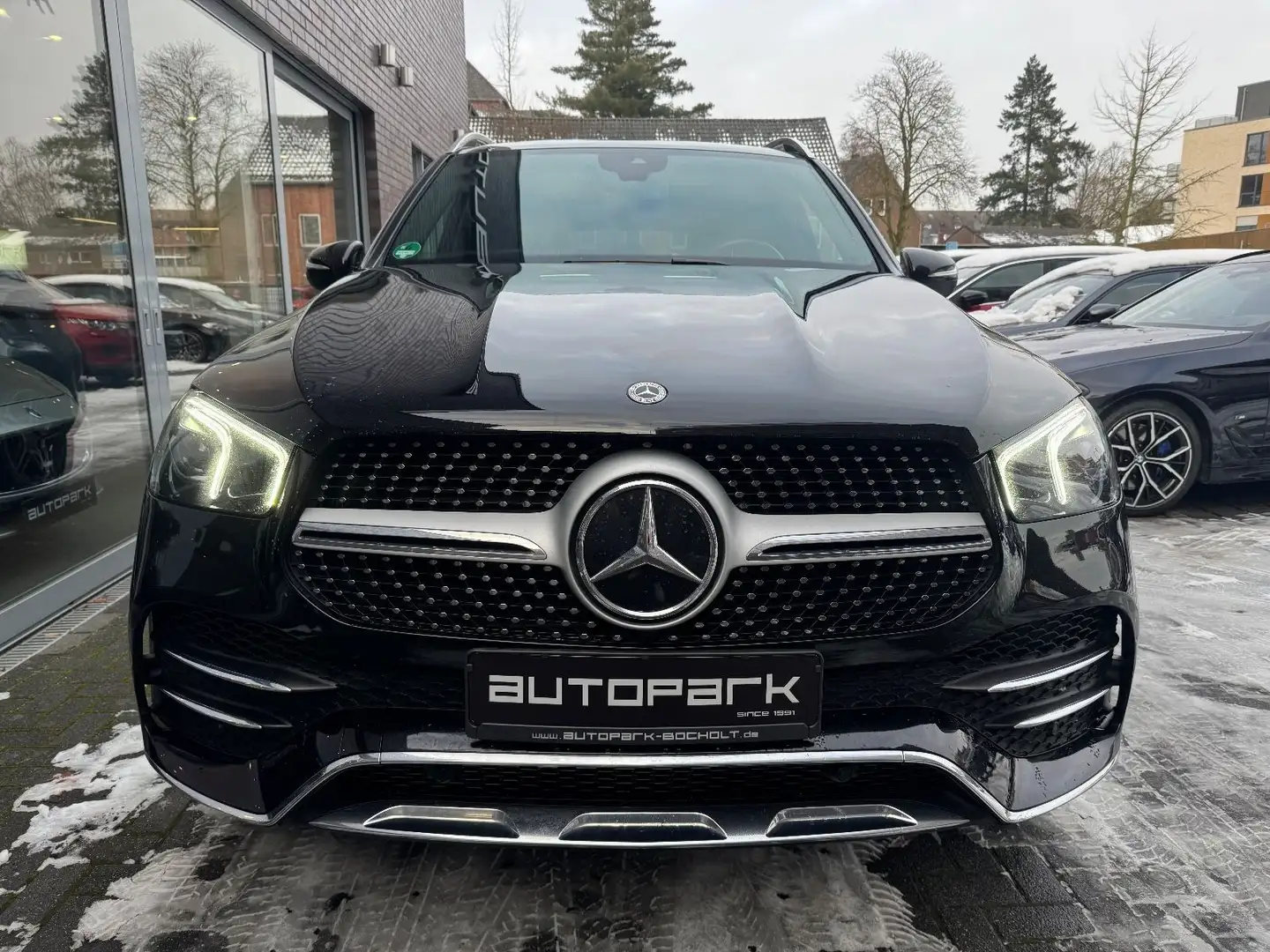 Mercedes-Benz GLE 400 d 4M AMG Pano 7Sitzer AHK Kamera 20" Schwarz - 2