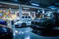 Chevrolet Suburban Schwarz - thumbnail 12