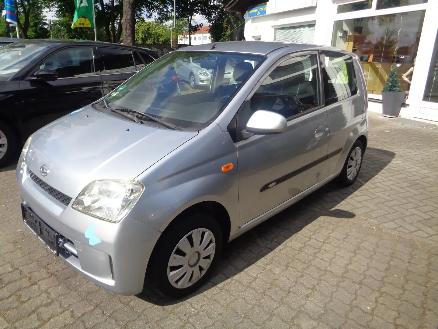 Daihatsu Cuore Plus (3-trg.) KLIMA BT FREIEPRECH USB CD SD GJR Plateado - 2