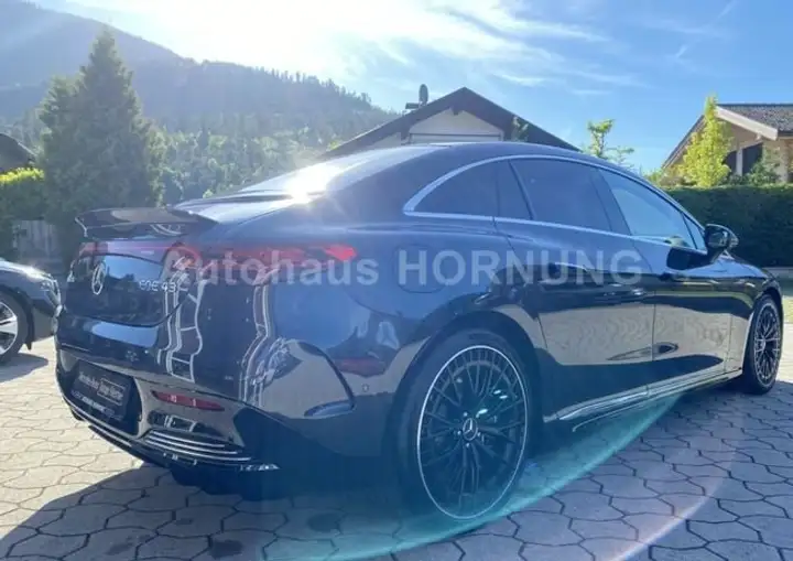 Mercedes-Benz EQE 2022, foto 4
