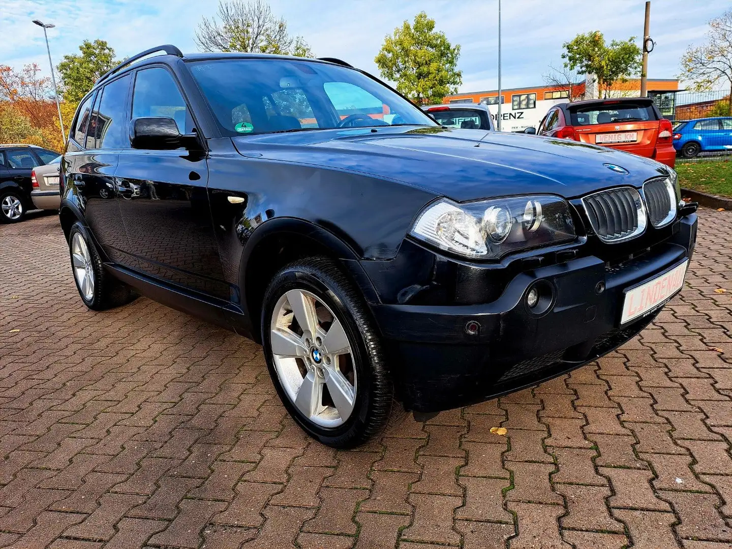 BMW X3 2.0d Schwarz - 2