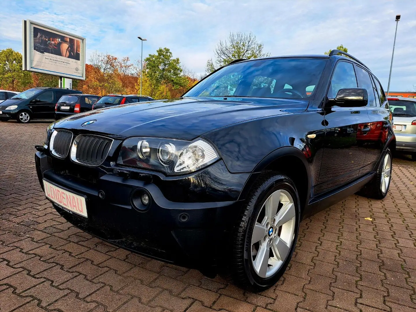 BMW X3 2.0d Schwarz - 1