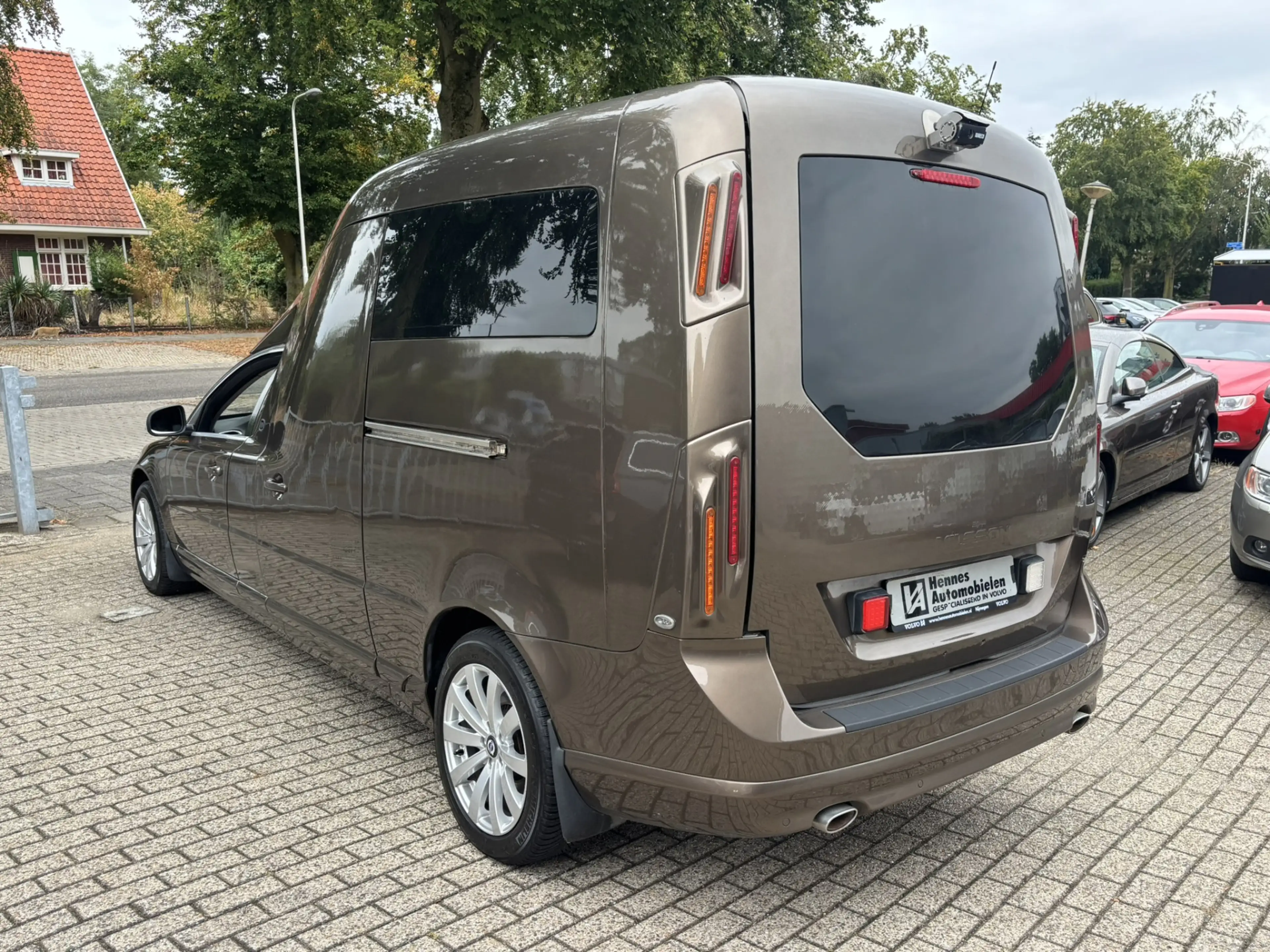 Volvo V70 NILSSON V70 D5 AWD Grijs kenteken of camper — photo 16