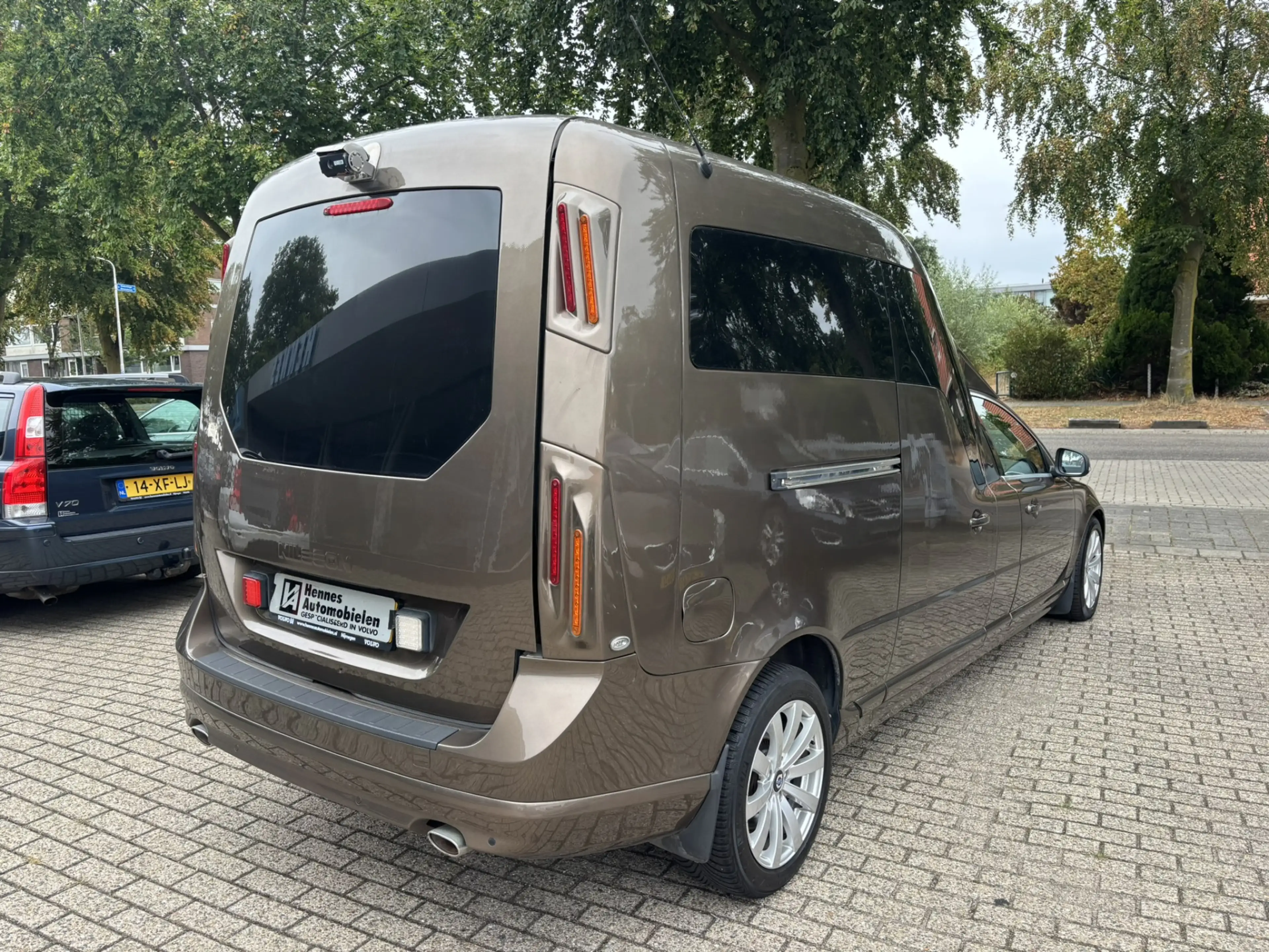 Volvo V70 NILSSON V70 D5 AWD Grijs kenteken of camper — photo 3