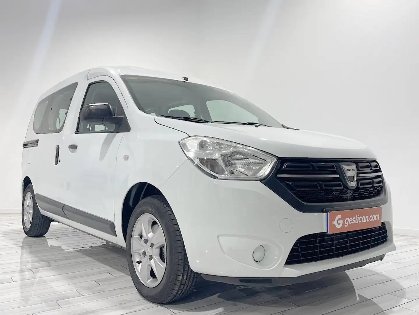 Dacia Dokker Stepway Essential 1.3 TCe 75kW GPF Beyaz - 2