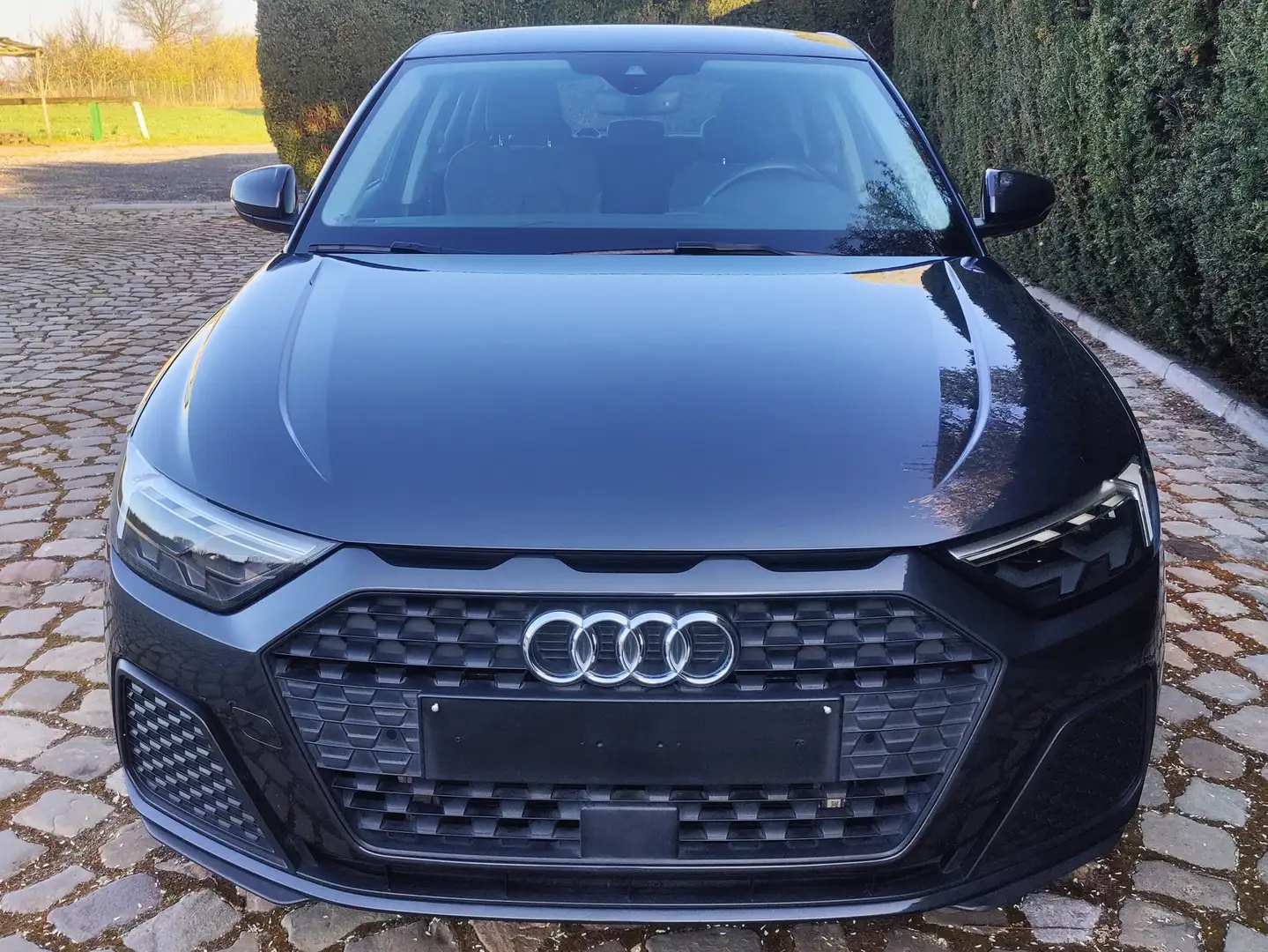 Audi A1 Sportback 30 TFSI S tronic Grijs - 2