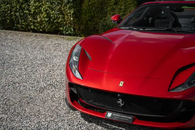 Ferrari 812 view 11