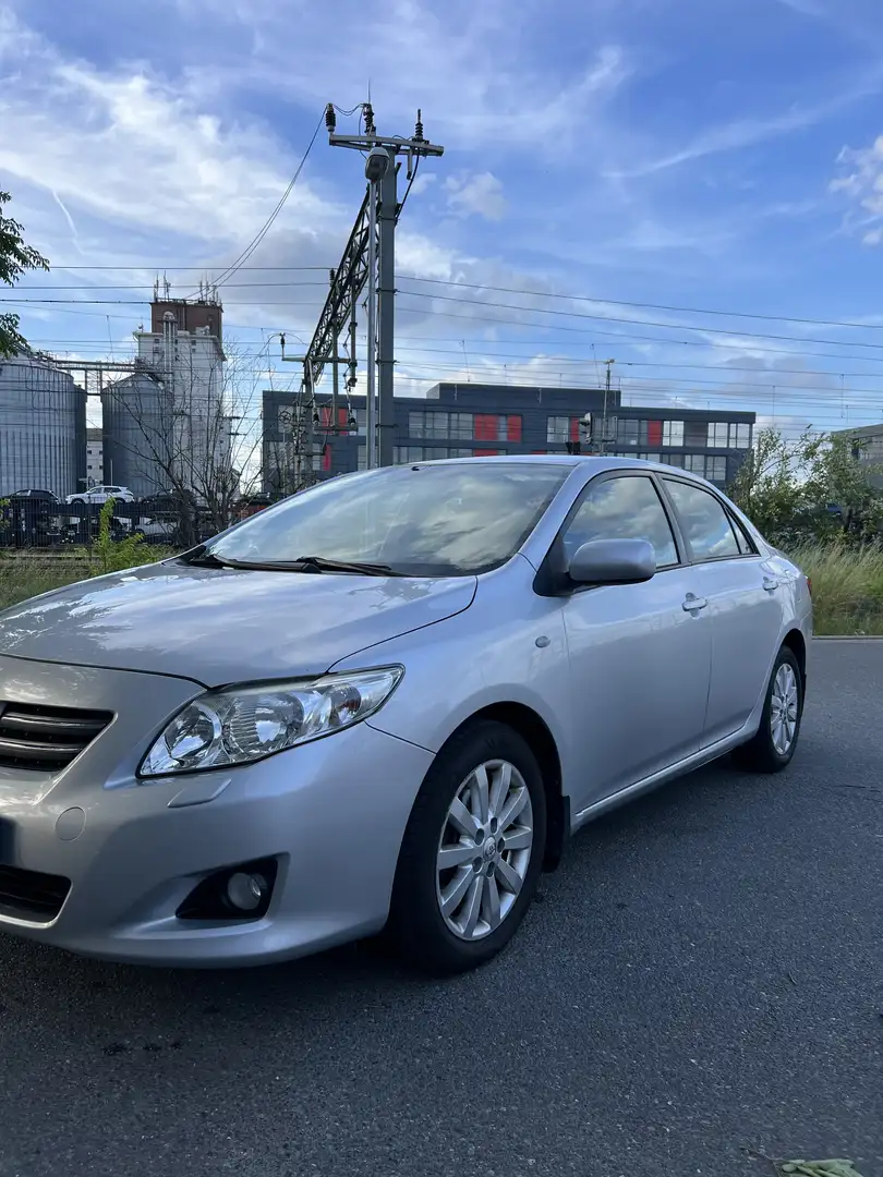 Toyota Corolla 2010 - 2