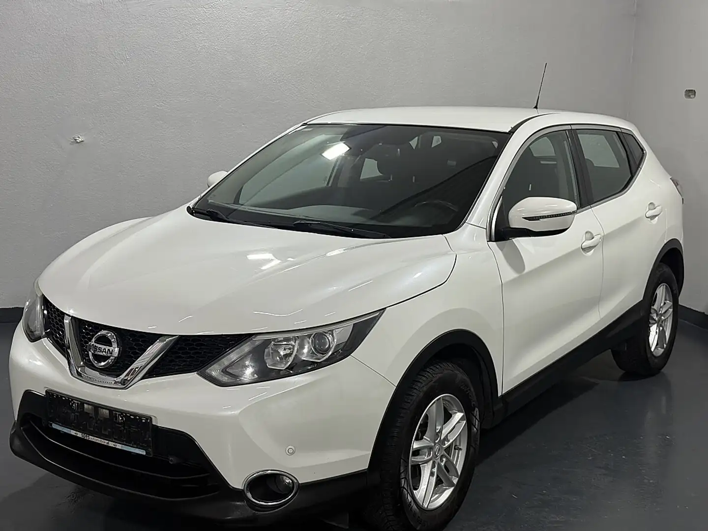 Nissan Qashqai 1,2 DIG-T Acenta Weiß - 2