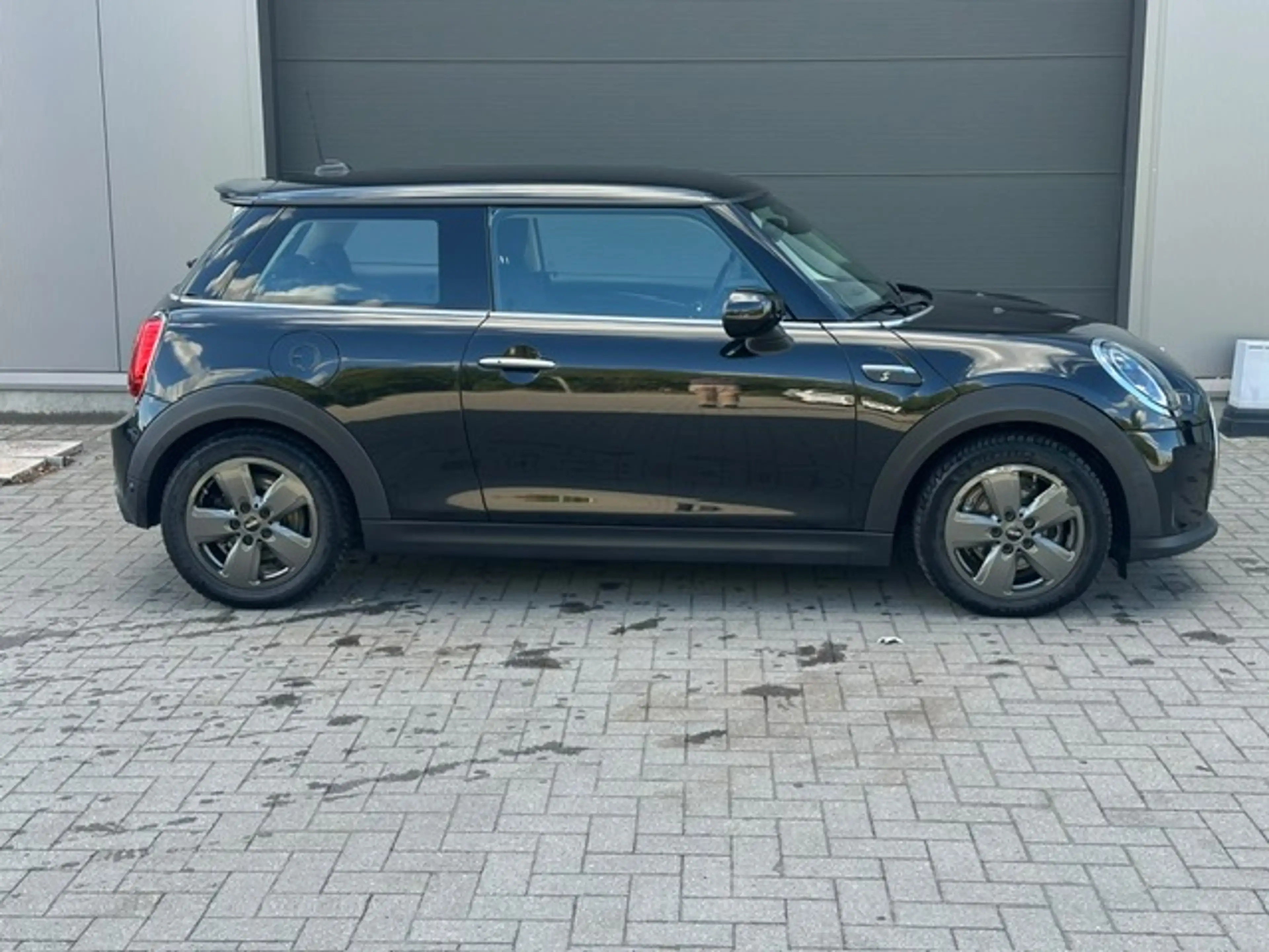 MINI Cooper SE e-Mini 28.9 kWh Cooper SE — photo 4
