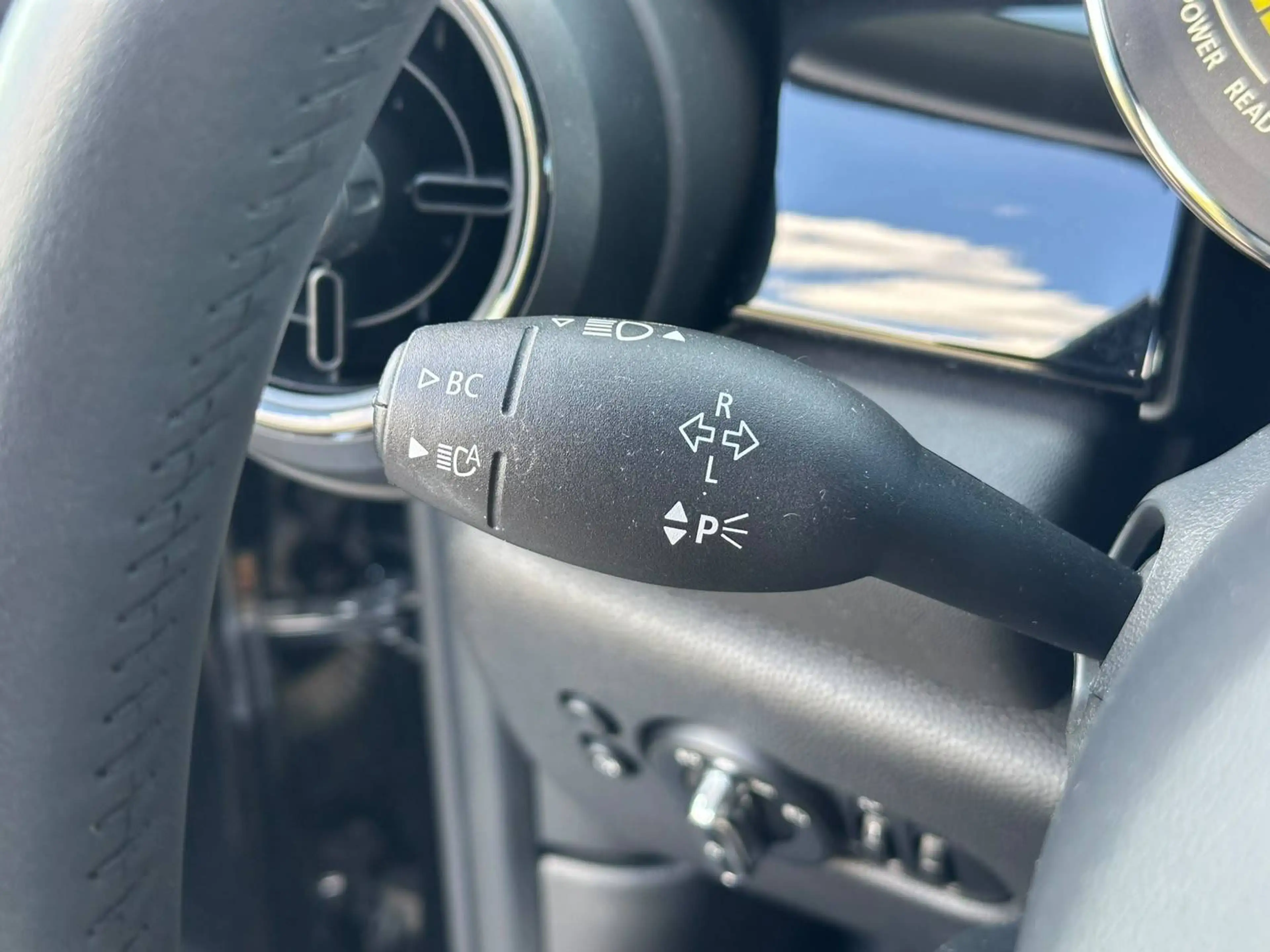 MINI Cooper SE e-Mini 28.9 kWh Cooper SE — photo 5