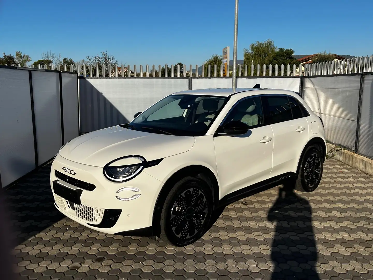 Fiat 600 600 1.2 hybrid La Prima 110cv auto Blanc - 1
